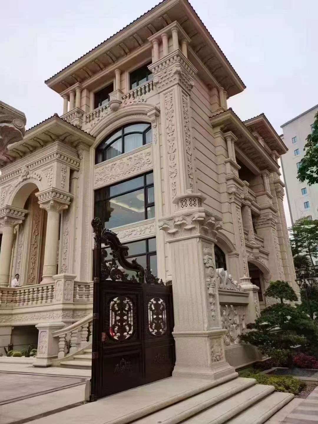 陕西黄金麻别墅外墙异形定制