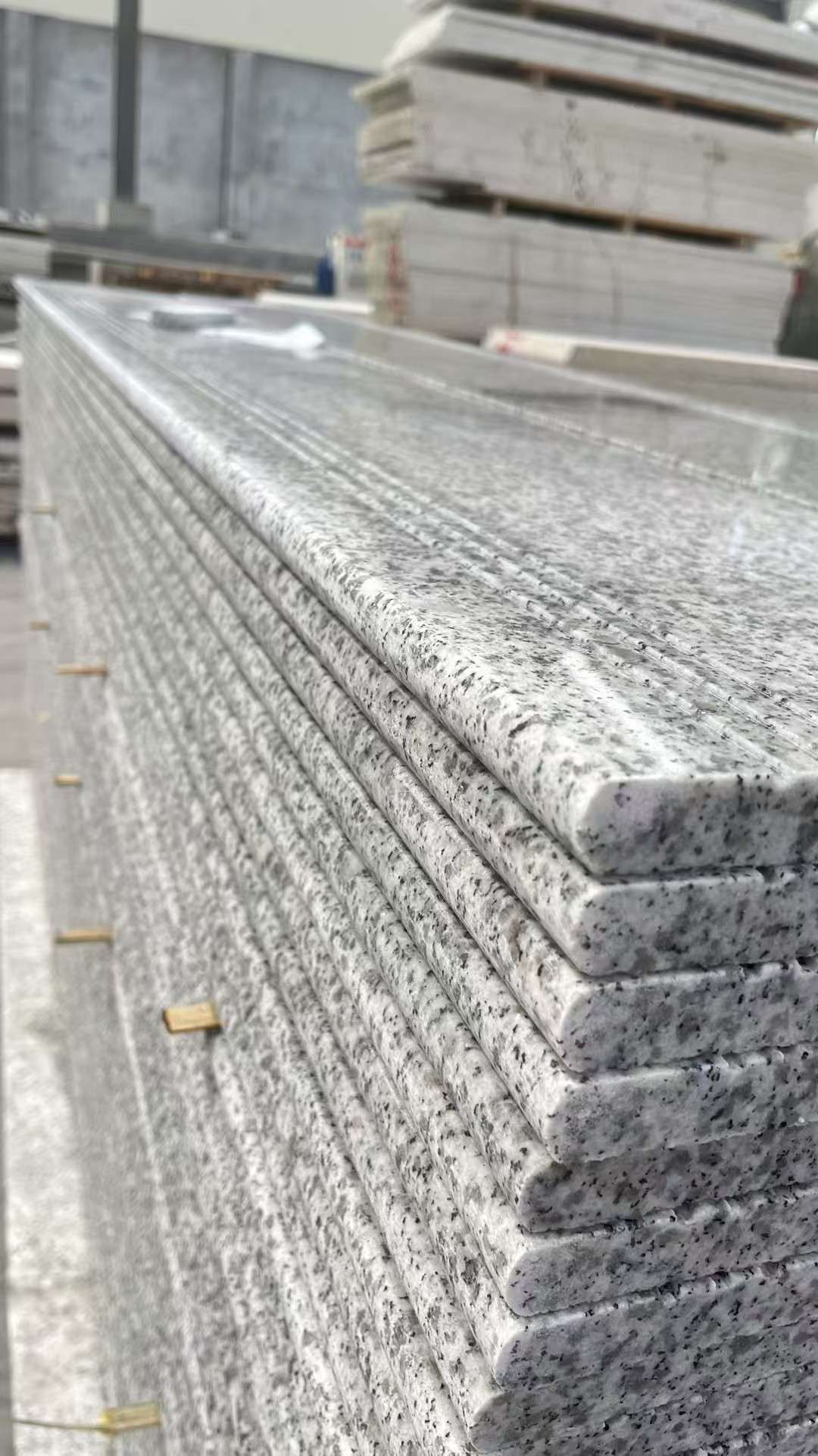陕西芝麻白楼梯踏步 花岗岩楼梯板材