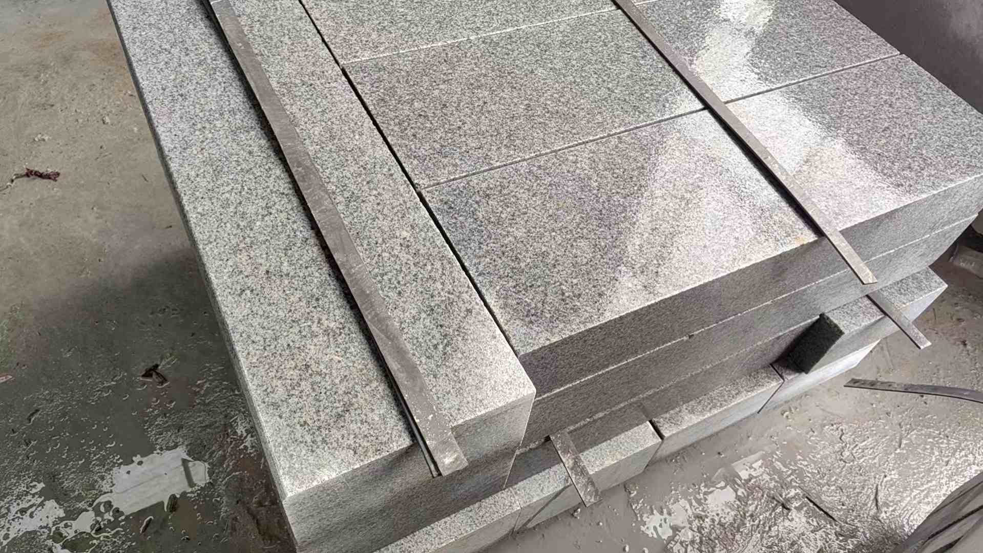 陕西芝麻灰 芝麻白 路牙石 路侧石 马路牙子